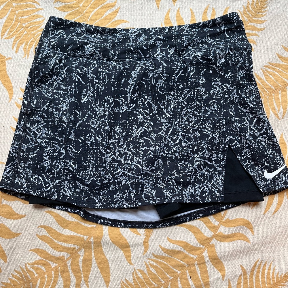 Nike tennis skort